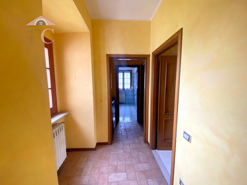casale dell800 ristrutturato con terreno pianeggiante 17.png
